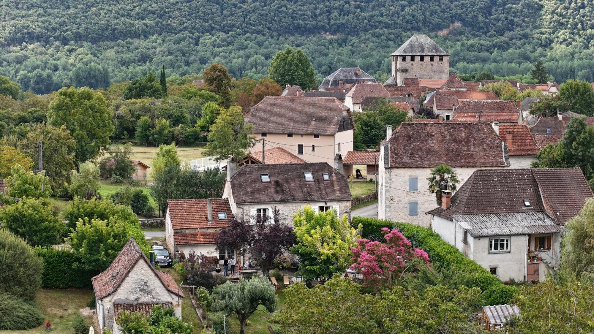 Les Trois Prunelles Saint-Pierre-Toirac ภายนอก รูปภาพ